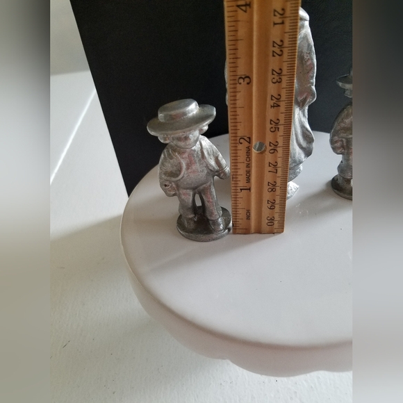 Vintage Cast  Aluminum Figurines Amish  Farm Maiden Boy - Picture 9 of 10